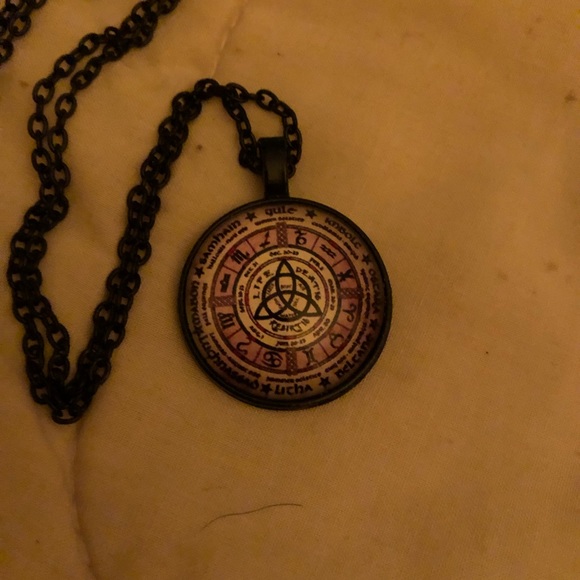 Necklace - Picture 2 of 2